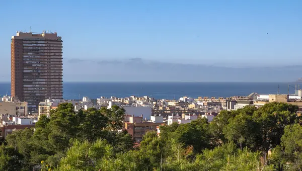 Vista Dall Alto Della Città Mediterranea Mare Alicante Spagna Foto — Foto Stock