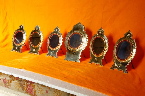 Tıp için Ayurvedik bitkisel malzemeler. Aranmula kannad.