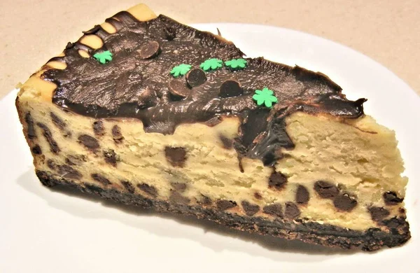 Çok lezzetli ve iştah açıcı bir pasta.