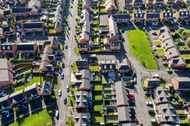 İngiltere 'deki konutların havadan görünüşü. Direk uydu görüntülerine bakıyorum. İngiliz mahallesi.