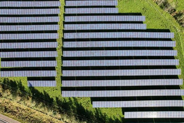 Энергосбережение Глобальное Потепление Солнечная Энергетическая Ферма Высокий Угол Обзора Солнечных — стоковое фото