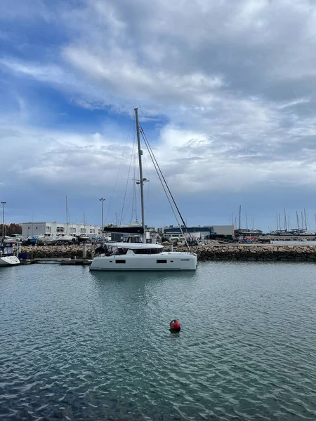 Lagos marinası Panorama, Algarve, Portekiz, hava aracı geniş yaşam