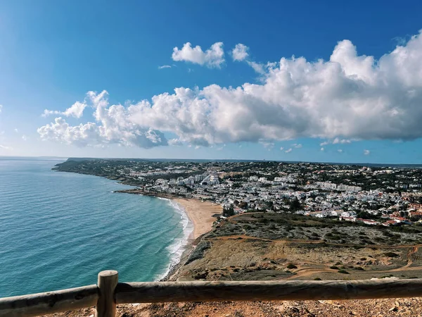 Вигляд Повітря Рибалки Стежить Портуальними Лагонами Porto Praia Luz Beach — стокове фото