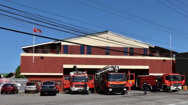 スペイン港 トリニダード島 2021年8月16日 スペイン港消防署ビル 消防車 — ストック写真