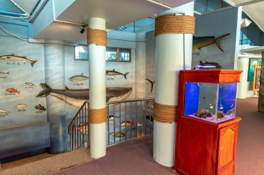 Labuan, Malezya-09 Haziran 2021: Labuan Uluslararası deniz sporları kompleksi ve Labuan Deniz Müzesi.