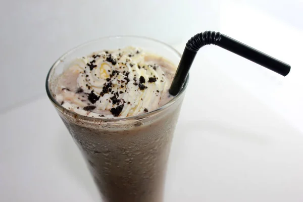 Minuman Dingin Dari Campuran Susu Krim Dan Sirop Berperasa Yang — Fotografia de Stock