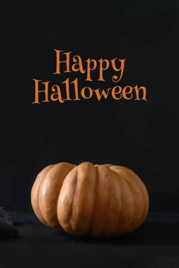 Parti için balkabaklı Cadılar Bayramı konsepti. Metin - Mutlu Cadılar Bayramı.