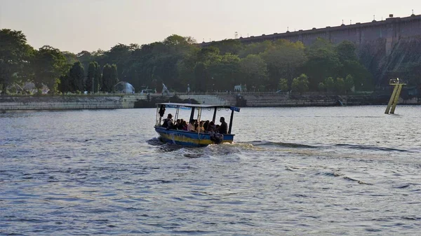 Mysore Karnataka Hindistan Şubat 2022 Krs Barajındaki Çeşme Veya Mayura — Stok fotoğraf