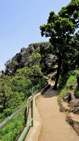 Ooty Tamilnadu India June 2022 Tourists Hiking Ooty Enjoy Sightseeing — Stockfoto