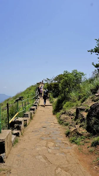 Ooty Tamilnadu India June 2022 Tourrists Hiking Ooty Enjoy Sightseeing — стоковое фото