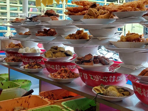 Traditional Minang Dishes Serve Plate Padang Restaurant — Stock Photo, Image