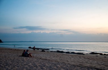 Lanta adasındaki güzel gün batımı, Krabi, Tayland
