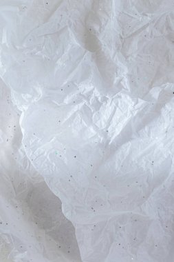 Beyaz buruşmuş ambalaj kağıdıyla soyut arkaplan