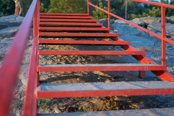 Escaliers Plage Avec Balustrade Métal Rouge — Photo