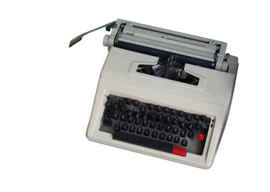Beyaz arkaplanda beyaz ve siyah daktilo, nesne, vintage, retro, kopyalama alanı                               