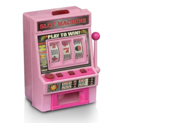 Yan görünüm dicut pembe eski oyuncak slot makinesi beyaz arkaplan üzerinde, boşluk kopyala 