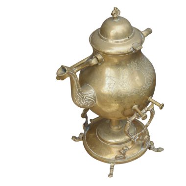 Üst görünüm çaydanlığı beyaz arkaplan, nesne, vintage, kopyalama alanı üzerinde pirinç üretti