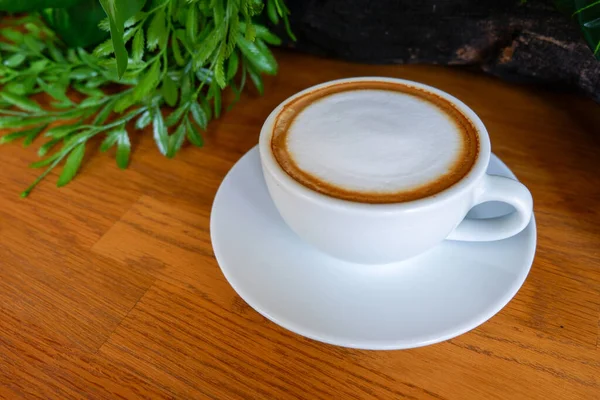 Kaffee Weißer Keramiktasse Auf Holzboden Hintergrund Natur Wand Hintergrund Kopierraum — Stockfoto