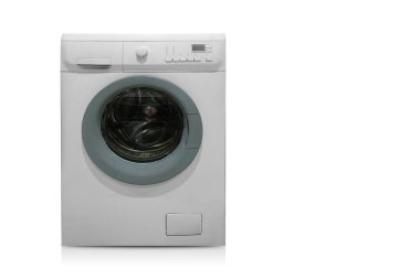 Beyaz arkaplanda beyaz ve yeşil çamaşır makinesi, nesne, teknoloji, konfor, boşluk kopyala