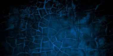 Arka plan için korkutucu koyu mavi çatlak duvar