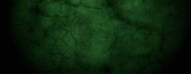 Arka plan için korkunç koyu yeşil sisli çatlak duvar