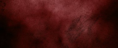 Duvar karanlığı korkunç. Arka plan için koyu çimento. Çiziklerle dolu korkunç bir duvar.