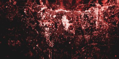 Korku ve korkunç çimento. Duvarlar leke ve çiziklerle dolu..