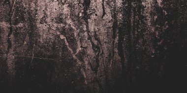 Arka plan için koyu çimento. Lekeler ve çiziklerle dolu eski püskü duvarlar..