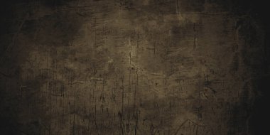 Korkunç çiziklerle dolu eski püskü beton duvarlar.