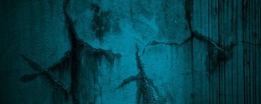 Korkunç kirli beton duvar.