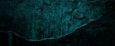 Korkunç kirli beton duvar.