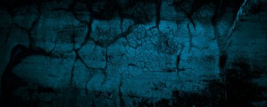 Korkunç kirli beton duvar.