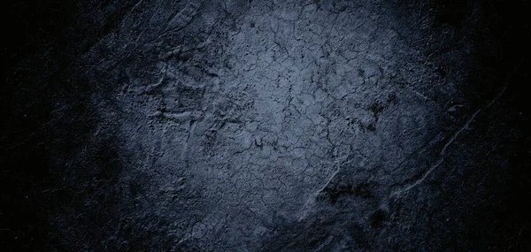 Korkunç karanlık duvar, arka plan için kirli çimento dokusu, çiziklerle dolu bir duvar.