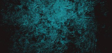 Duvar çiziklerle dolu. Arka plan için kirli çimento dokusu, korkutucu koyu duvar. Kara duvar.