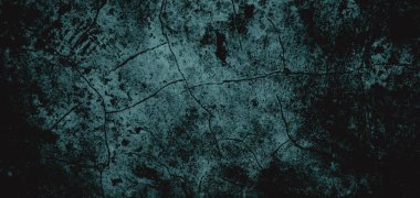 Duvar çiziklerle dolu. Arka plan için kirli çimento dokusu, korkutucu koyu duvar. Kara duvar.