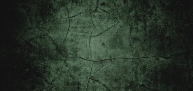 Duvar çiziklerle dolu. Arka plan için kirli çimento dokusu, korkutucu koyu duvar. Kara duvar.