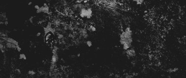 Duvar çiziklerle dolu. Arka plan için kirli çimento dokusu, korkutucu koyu duvar. Kara duvar.