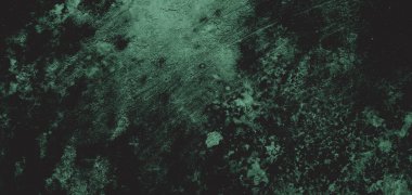 Duvar çiziklerle dolu. Arka plan için kirli çimento dokusu, korkutucu koyu duvar. Kara duvar.