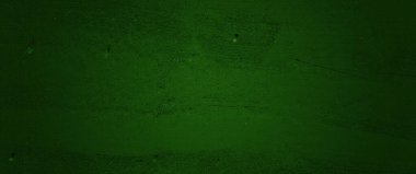 Panoramik arkaplan için yeşil duvar betonu. Tasarım için koyu çimento arkaplanı boş