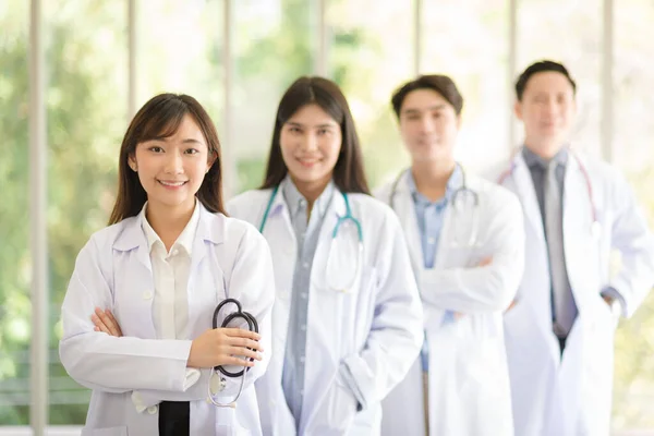 Group Asian Doctors Team Portrait White Lab Coat Professional Uniform — Foto de Stock