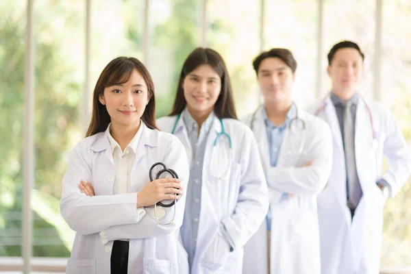 Group Asian Doctors Team Portrait White Lab Coat Professional Uniform — Zdjęcie stockowe