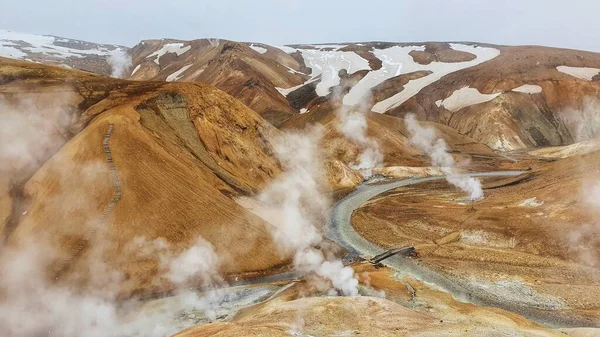 Kerlingarfjoll buharlı karlı dağlar, İzlanda