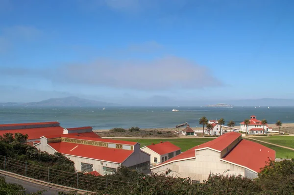 San Francisco, Kalifornien, Meerblick und Insel Alcatraz — Stockfoto