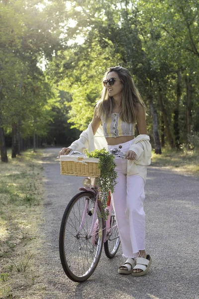 Vertical View Young Woman Looking Side Pink Retro Bicycle Sorrounded — Stockfoto