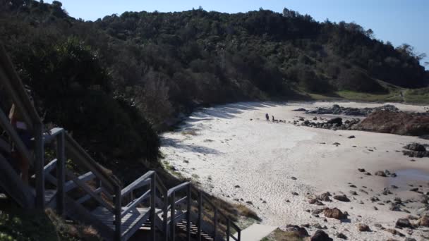 Three Friends Going Wooden Stairs Lonely Beach While Dancing Happy — Wideo stockowe