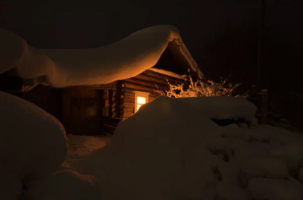 Tek başına kışın pencere