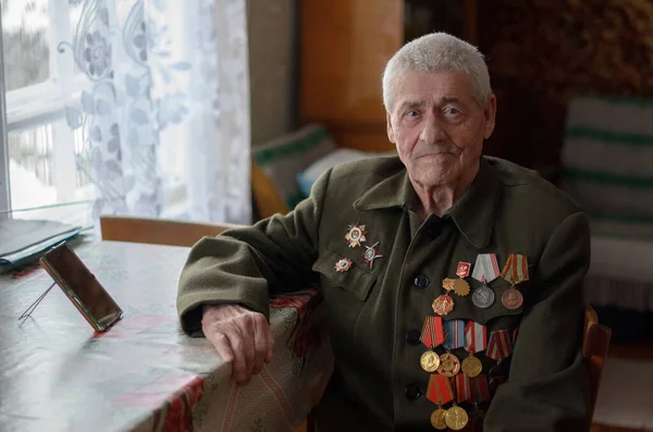 Kıdemli bir portresi