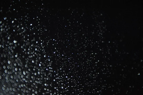 Pencerede milyon yıldız