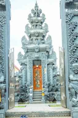 Pura Agung Surya Buwana, Skyland Jayapura, Endonezya