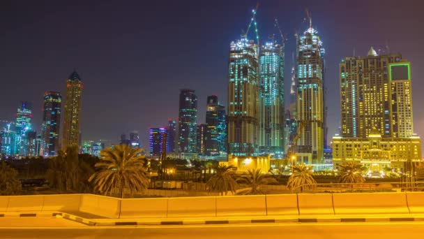 Нічне Життя Дубаї Славнозвісна Вулиця Дорожнім Рухом Панорама Часовий Пропуск — стокове відео